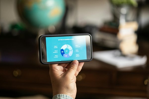 Hoe kunnen toeristen bijdragen aan lokale gemeenschappen?